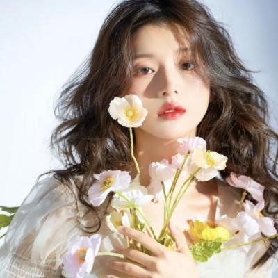 明天，我会成为谁的女友